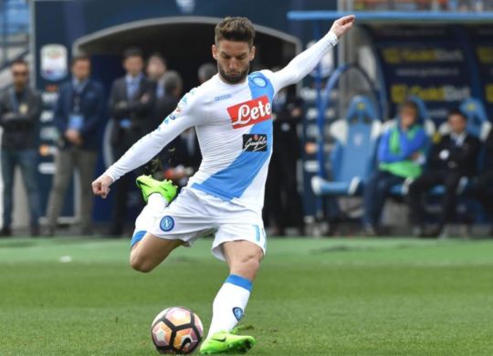 Doppietta di Mertens per il Napoli (ilbianconero.com)