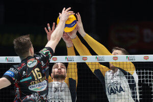 Zani mura Semeniuk (legavolley.it)